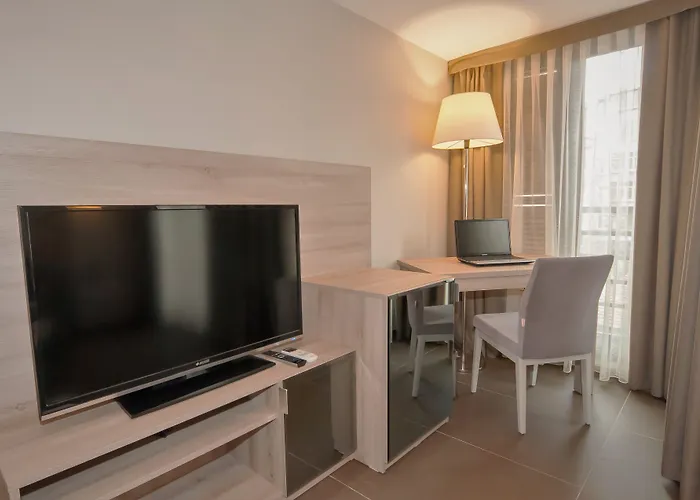 Bc Pangaldi 酒店 3*